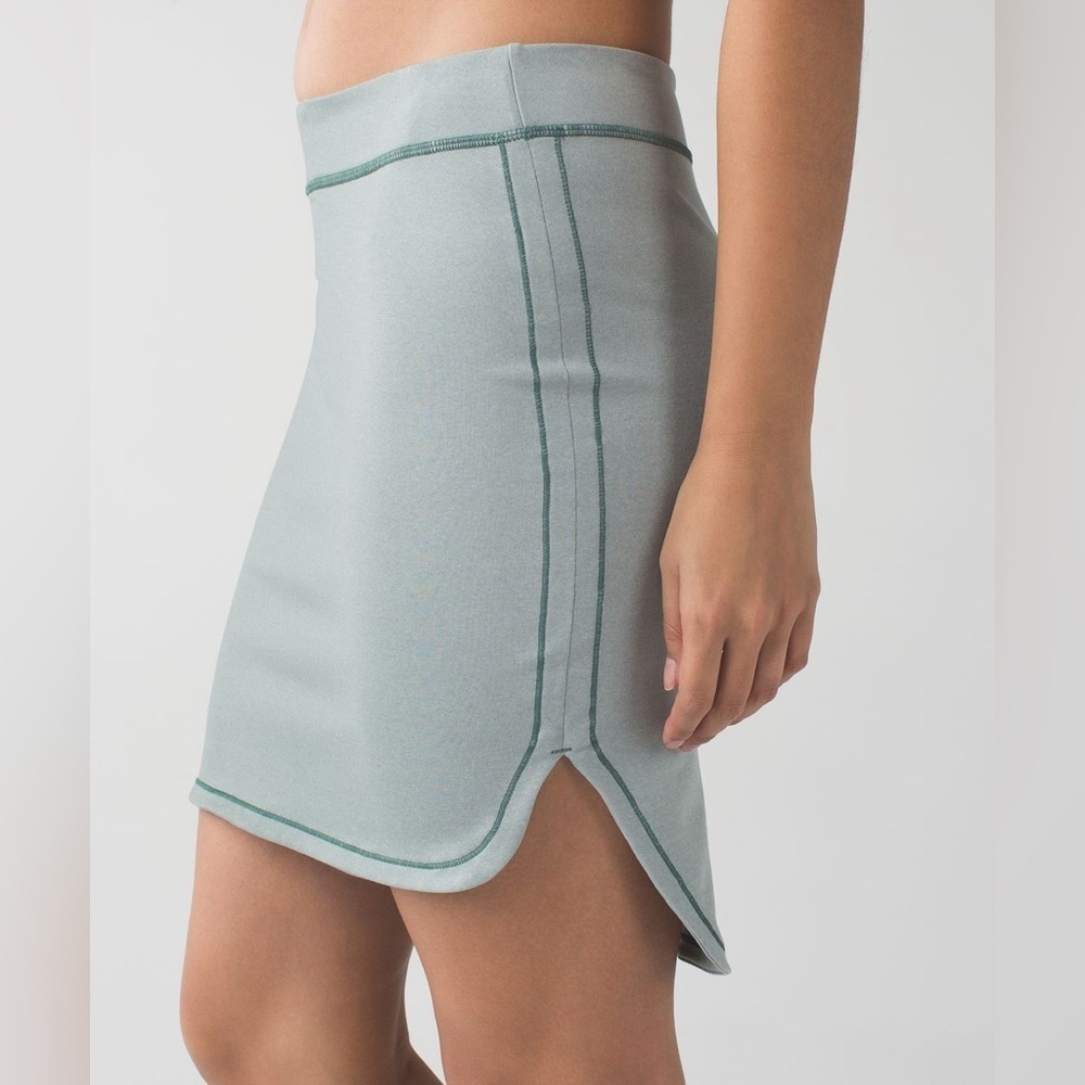 Lululemon City Skirt - Heathered Earl Grey